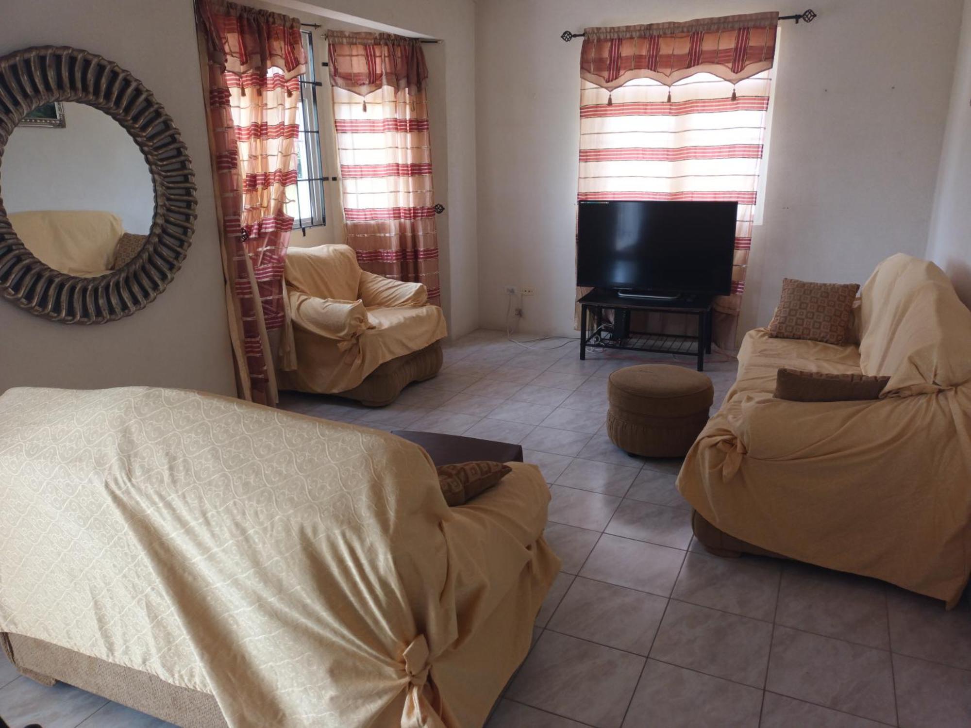 Super Breezy Cozynook ! Hotel Bridgetown Bagian luar foto