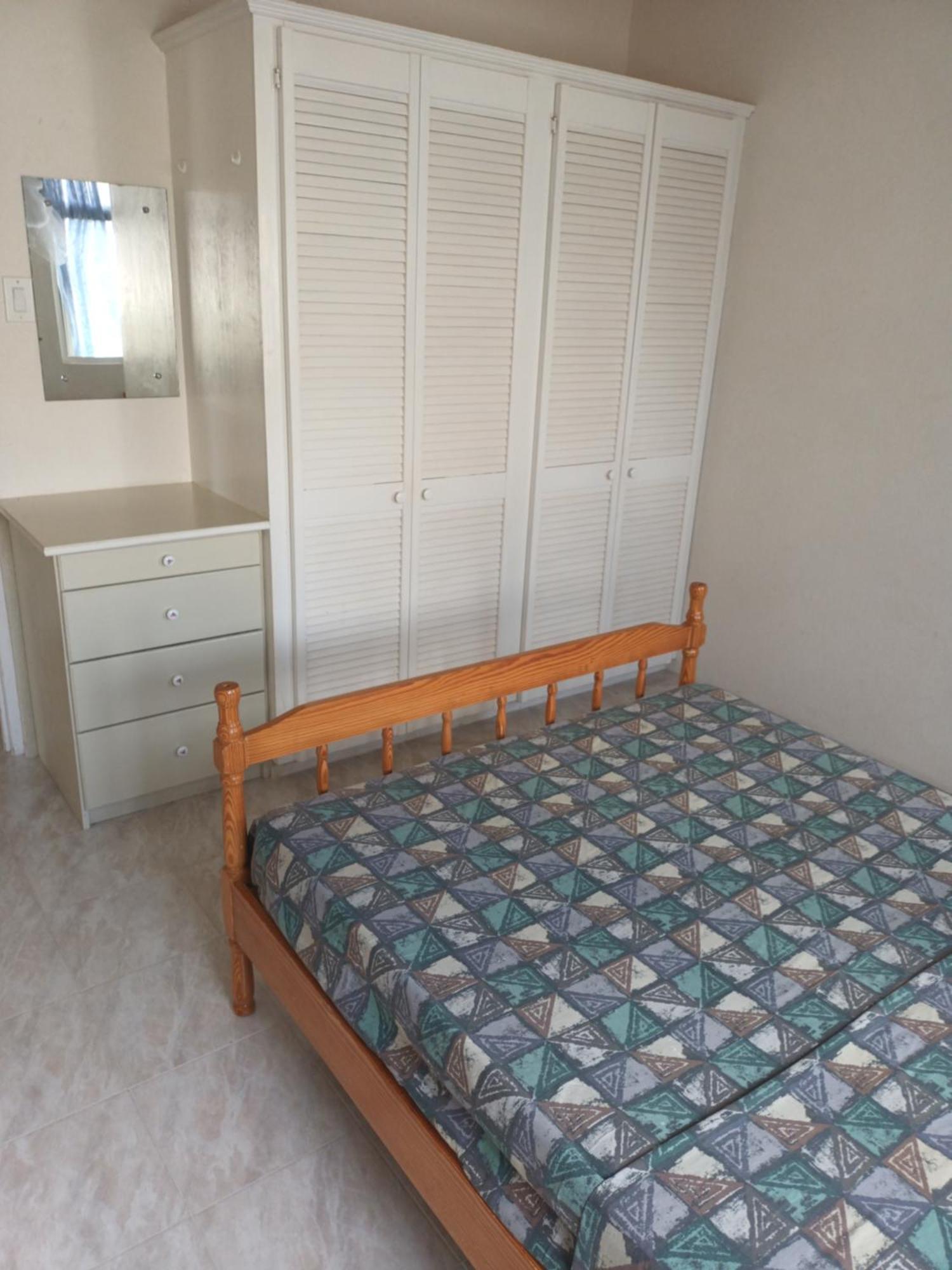 Super Breezy Cozynook ! Hotel Bridgetown Bagian luar foto